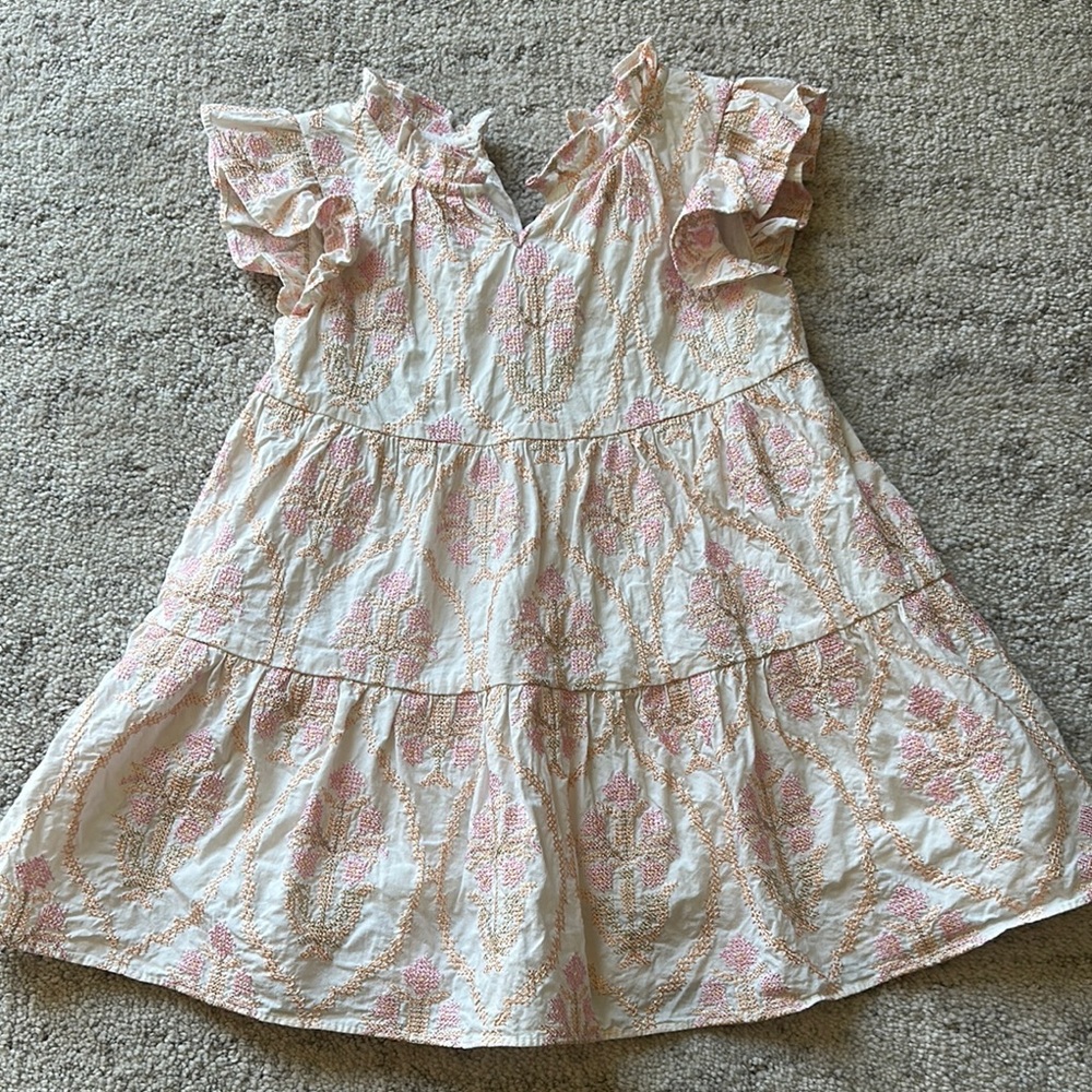 A Loves A Girls Dress 4T
